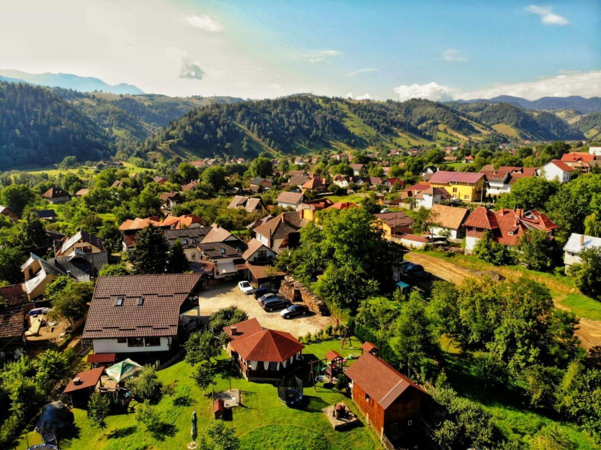 فندق Casa Preto E Branco موغيتْشي دي يوس المظهر الخارجي الصورة