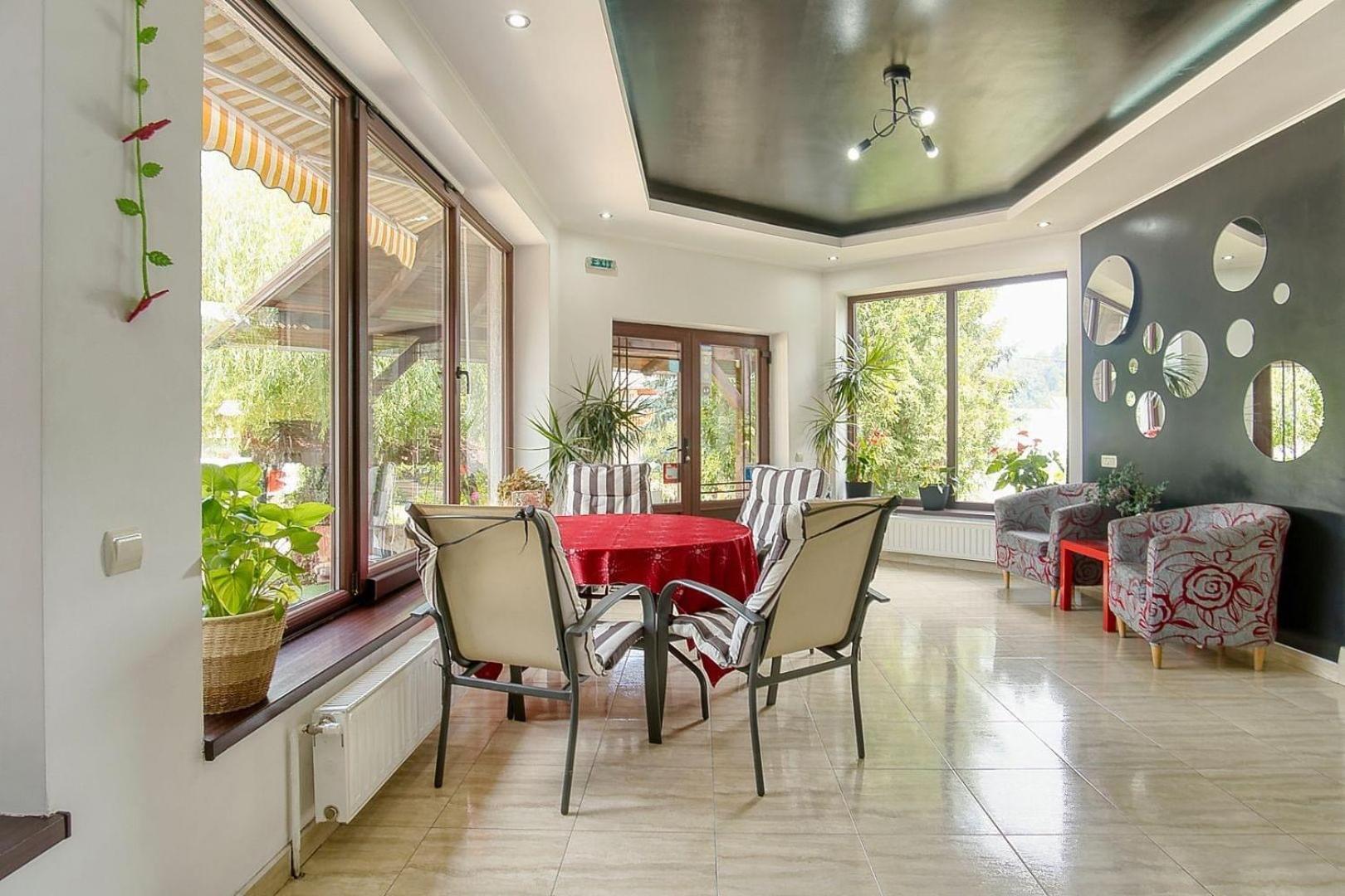 فندق Casa Preto E Branco موغيتْشي دي يوس المظهر الخارجي الصورة